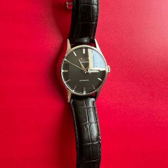 POWERMATICTISSOT HERITAGE VISODATE BLACK DIAL WATCH T118.430.16.051